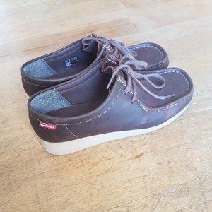 Clark's Wallabee Original size 8 W